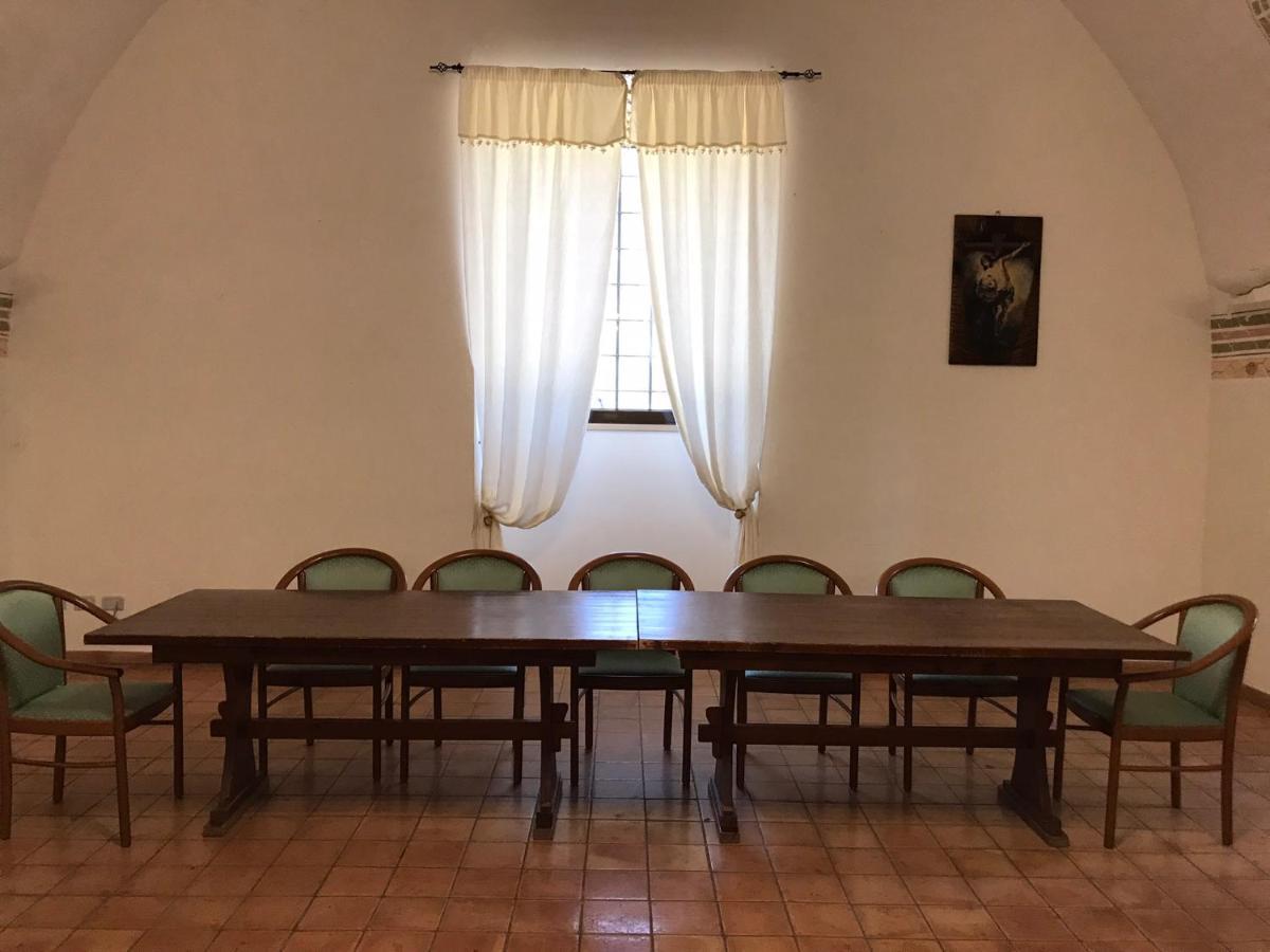 Отель Convento Di Stignano Rignano Garganico Экстерьер фото